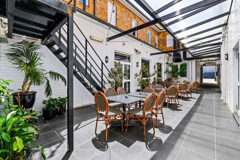 CH Boutique Hotel - Flights 2