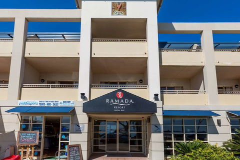 Ramada Resort Shoal Bay - Flights 1