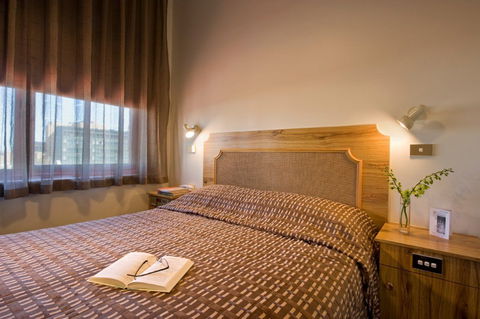 Adelaide Paringa Motel - Flights 1