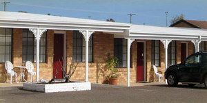 Colonial Motor Lodge - Flights 0