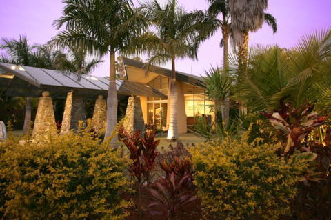 Darlington Beach Resort And Holiday Park - Flights 0