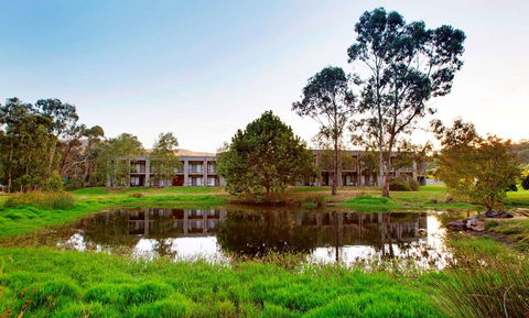 York On Lilydale Resort - Flights 0