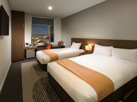Ibis Brisbane Airport Hotel - Flights 3