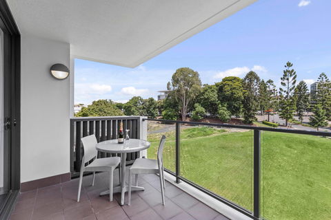 Quest Kelvin Grove - Flights 11