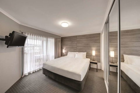 Adina Serviced Apartments James Court - Flights 9