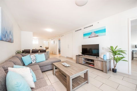 Lanai Riverside Apartments - Flights 3