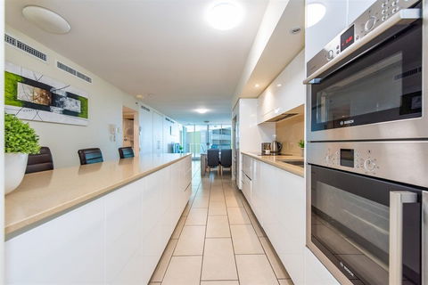Lanai Riverside Apartments - Flights 10