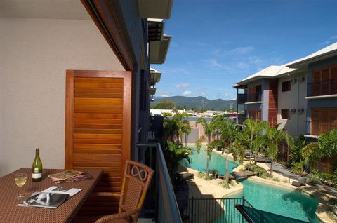 Southern Cross Atrium Apartments - Flights 1