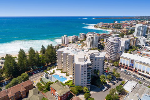 Quest Cronulla Beach - Flights 2