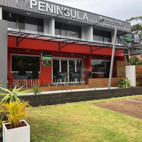 Peninsula Motor Inn - Flights 0