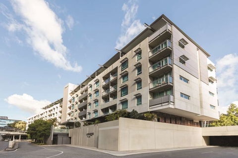 Adina Apartment Hotel Perth - Flights 0
