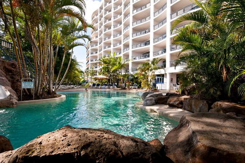 Ramada Resort Golden Beach - Flights 1