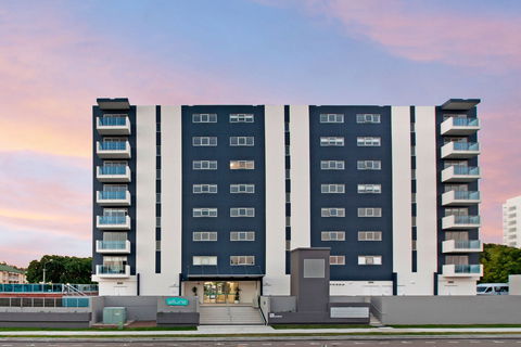 Allure Hotel And Apartments - Flights 0