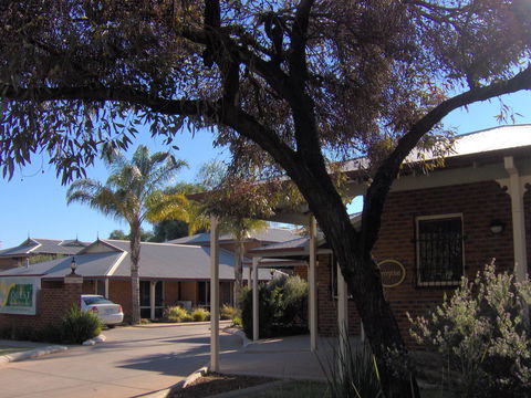 Quest Yelverton Kalgoorlie - Flights 1