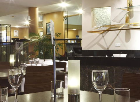 Ibis Styles Canberra - Flights 25