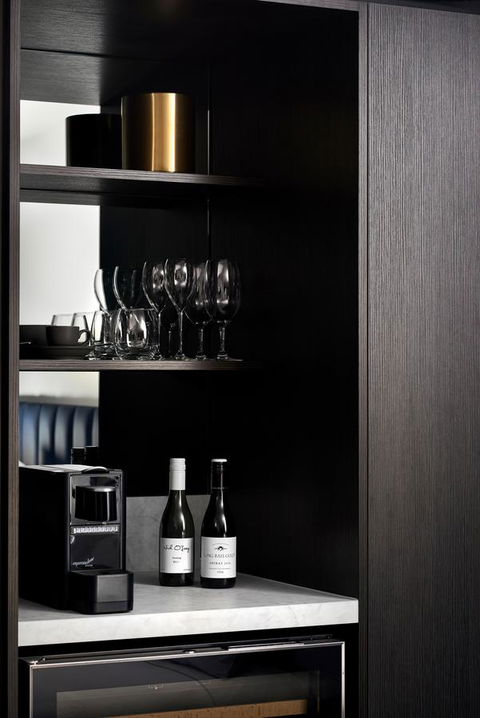 Midnight Hotel, Autograph Collection - Flights 10