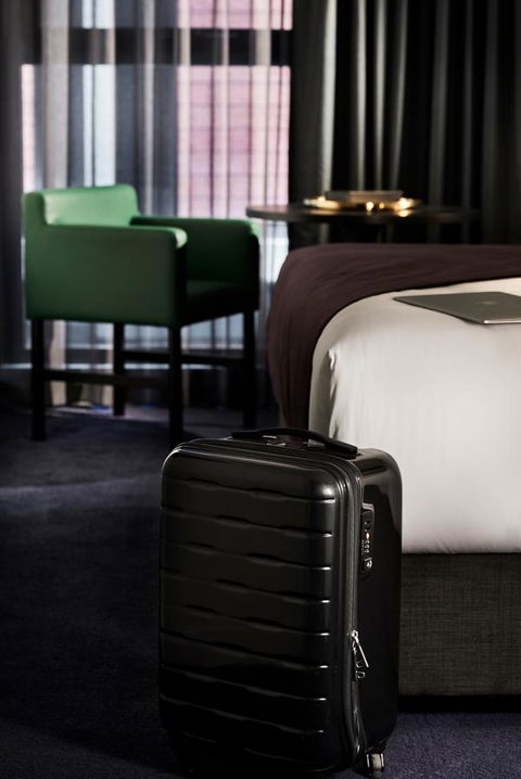Midnight Hotel, Autograph Collection - Flights 15