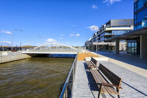Dockside 4 Kingston ACT - Flights 19