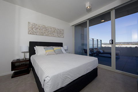Dockside 4 Kingston ACT - Flights 37