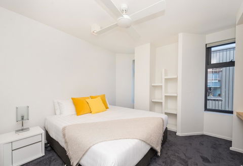 Dockside 4 Kingston ACT - Flights 3