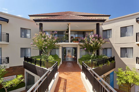 AAC Apartments - Griffin - Flights 3