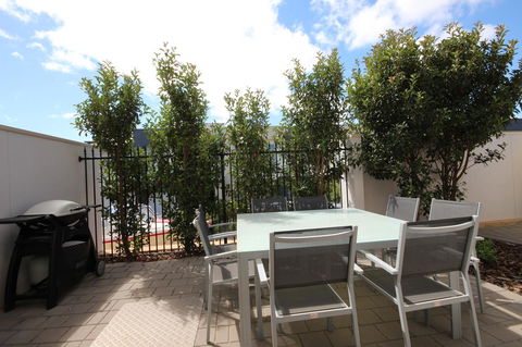 Wallaroo Marina Apartments - Flights 27