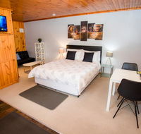 Seppelts View Cabins - Flights