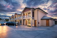 Book Renmark Accommodation Vacations Flights Flights