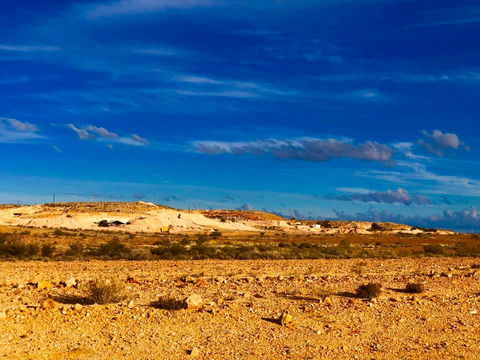 Aussie Opal Diggers Outback Retreat-Undergound - Flights 28