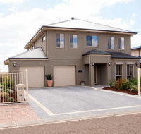 Rezare House Bed  Breakfast - Flights
