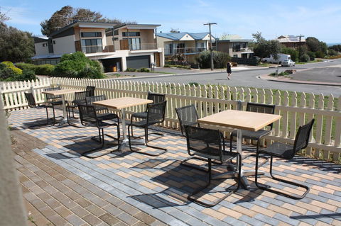 Maslin Beach House - Flights 4