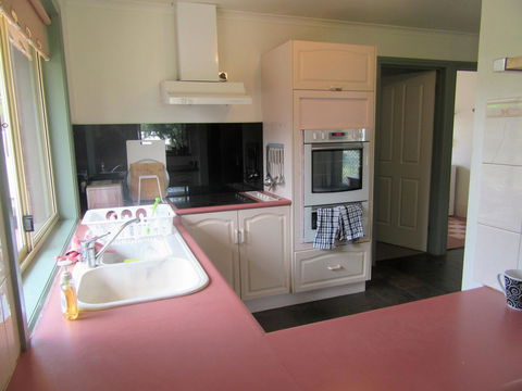 Maslin Beach House - Flights 5