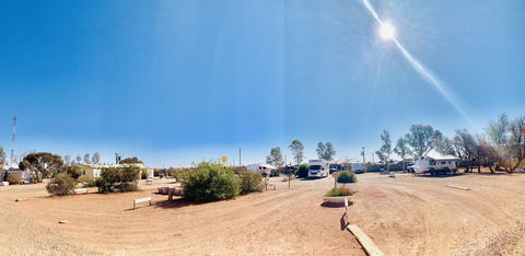 Opal Inn Hotel, Motel, Caravan Park - Flights 23