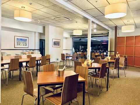 Opal Inn Hotel, Motel, Caravan Park - Flights 24