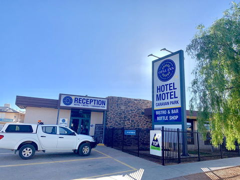 Opal Inn Hotel, Motel, Caravan Park - Flights 37