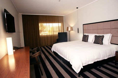 Ellen Hotel - Flights 7