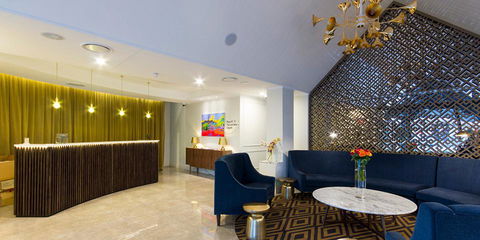 Ellen Hotel - Flights 8
