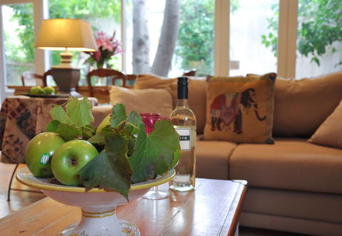 Athelney Cottage Bed And Breakfast - Flights 7