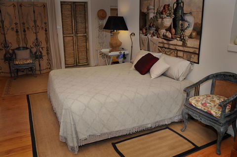 Athelney Cottage Bed And Breakfast - Flights 12