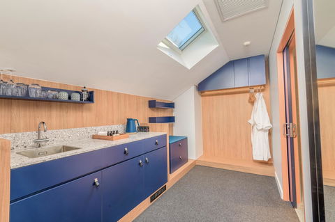 Byng Street Boutique Hotel - Flights 33
