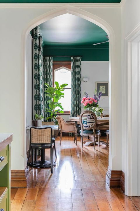 Byng Street Boutique Hotel - Flights 5