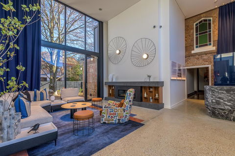 Byng Street Boutique Hotel - Flights 7