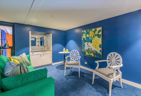 Byng Street Boutique Hotel - Flights 25
