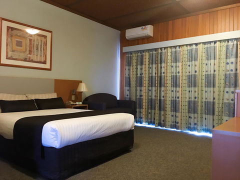 Desert Cave Hotel - Flights 43