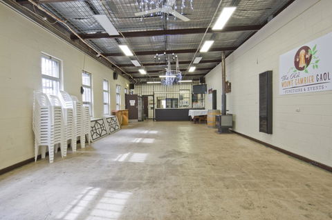 The Old Mount Gambier Gaol - Flights 44