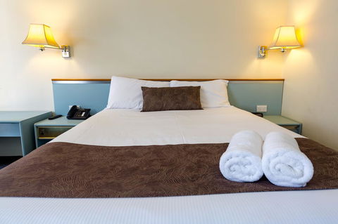 Abcot Inn - Flights 5