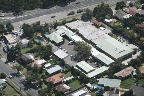 Abcot Inn - Flights 22