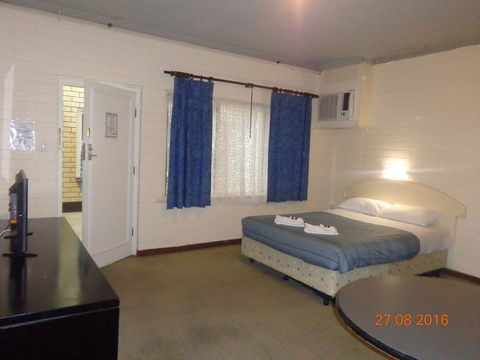 Adelaide Backpackers And Travellers Inn - Flights 0