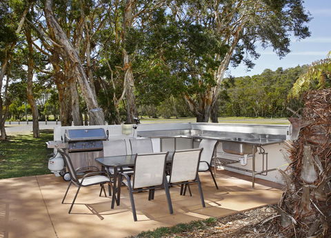 Aston Motel Yamba - Flights 17