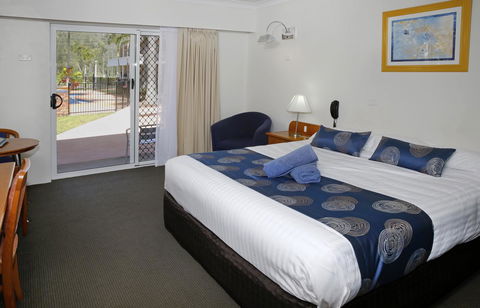Aston Motel Yamba - Flights 27